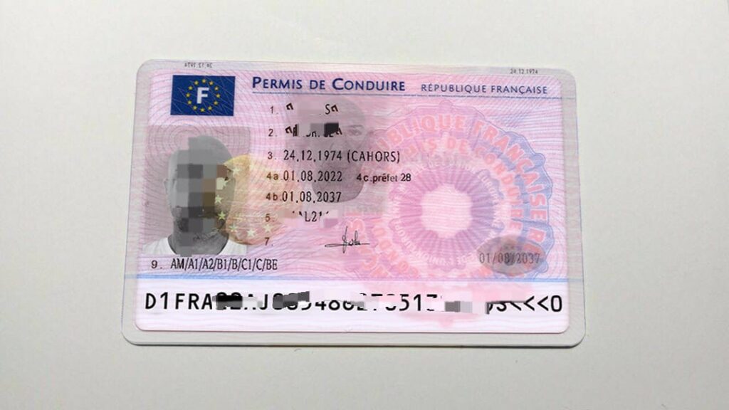 Acheter son permis de conduire légalement.